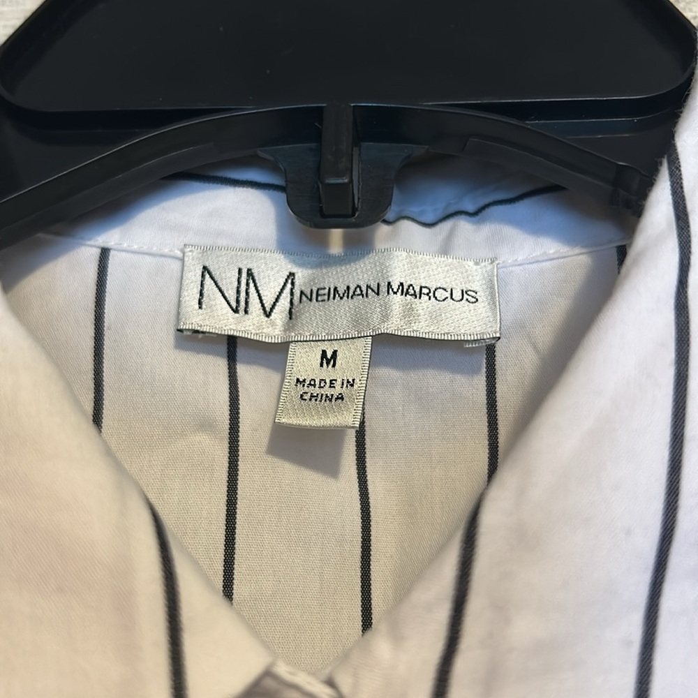 Neiman Marcus Black & White Striped Cold Shoulder… - image 4